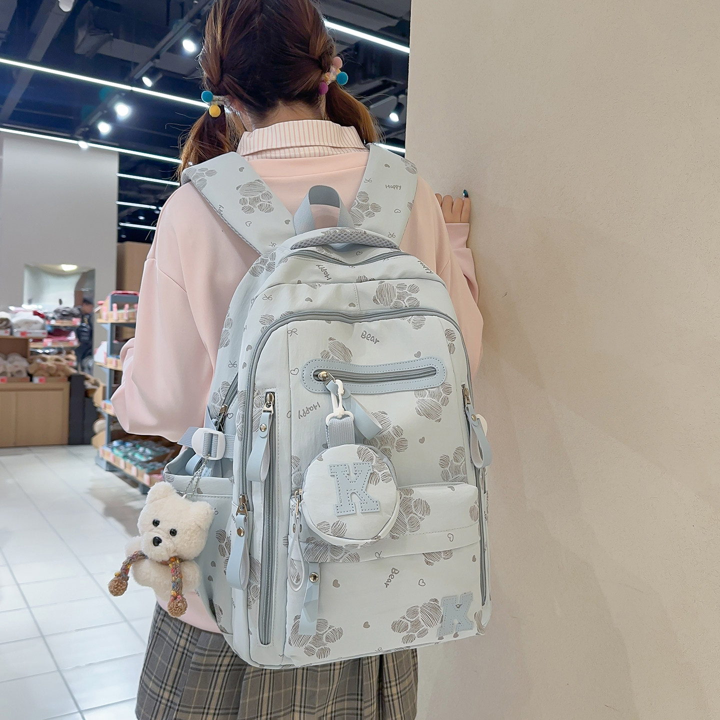 小熊印花女生大容量双肩书包