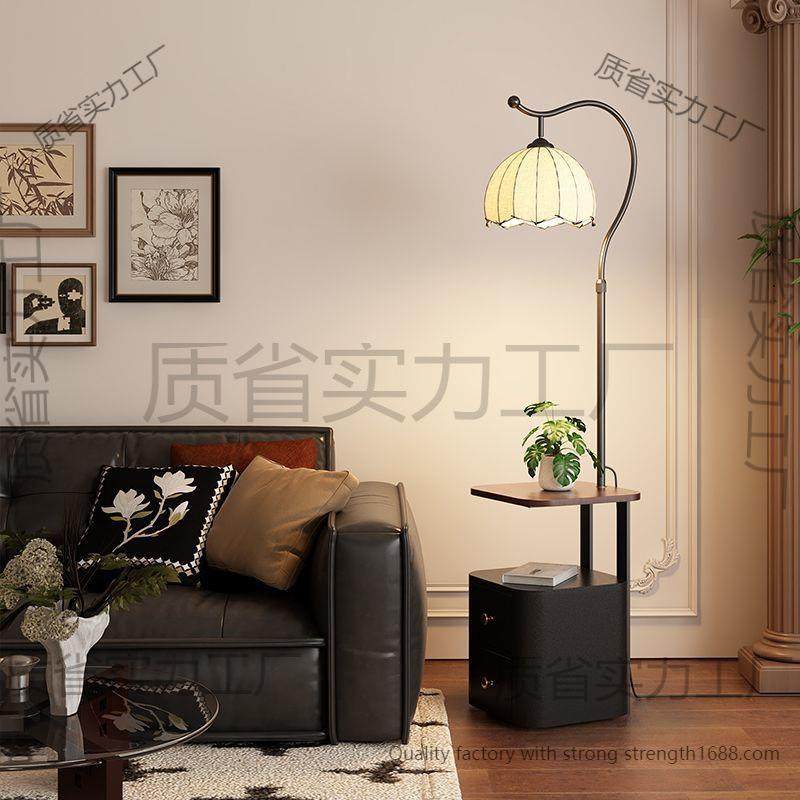 落地灯床头柜一体中古风卧室高级感客厅沙发旁边氛围边几台灯北欧