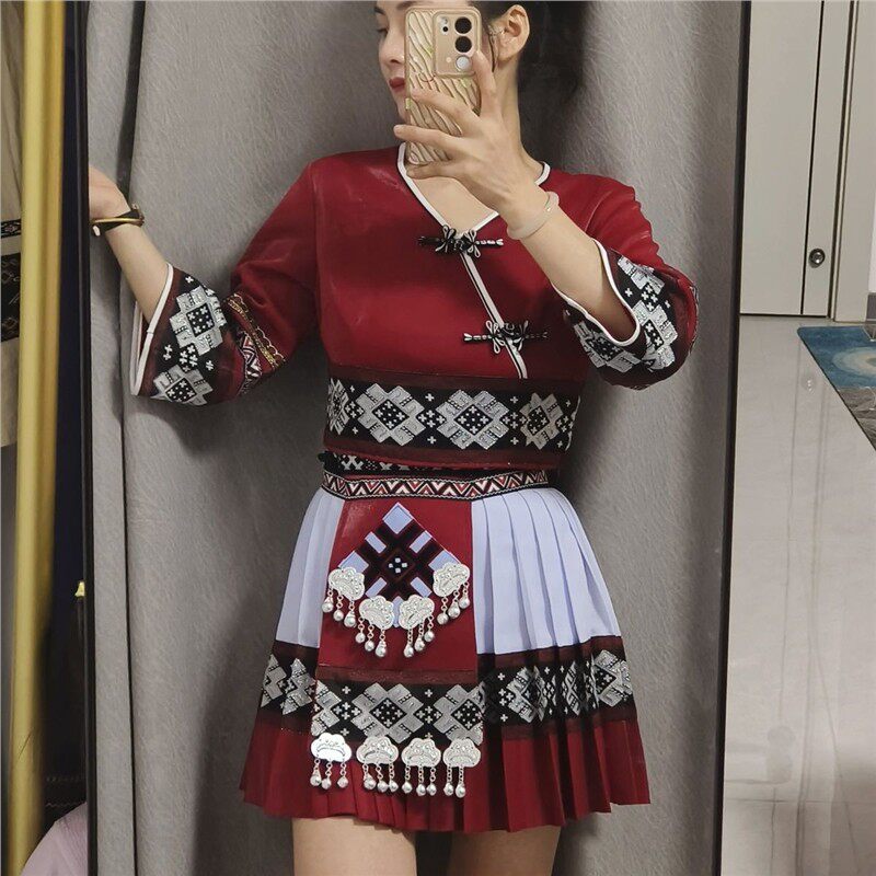 新款阿卯服装舞蹈服团队服装艺考服爆款装花苗高端苗族服装演出服