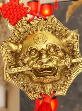 铜狮咬剑挂件铜狮子挂件虎头牌兽头铜八角狮头摆件铜睚眦摆件