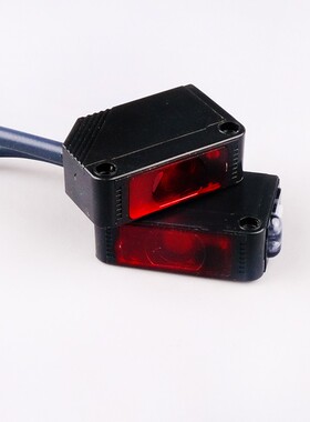 E3Z-D61漫反射红外线光电开关接近感应开关E3Z-D62,D81三线传感器