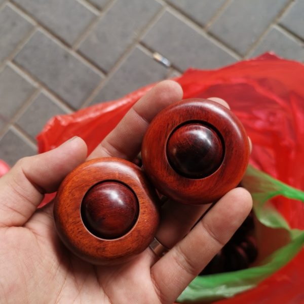 紫器光把血按木质檀手把件手珠檀木文玩檀木圆球