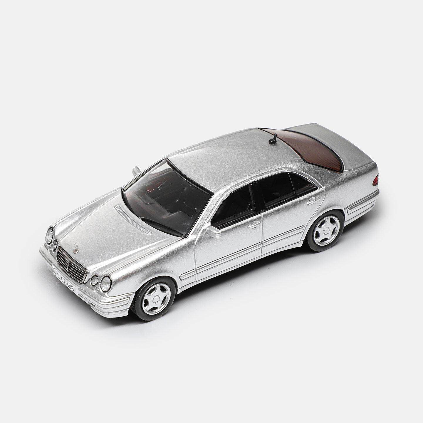 高档奔驰200 50SEL 3204 AMG Maxwel及物 1:6E4彷真合l金汽车模型