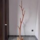 原木衣帽架干树枝挂衣架简约现代客厅民宿卧室挂包实木树杈落地架