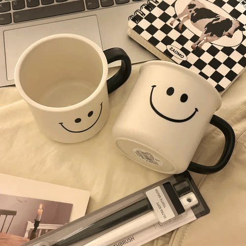 笑脸漱口杯可爱刷牙杯