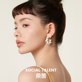 Social Talent桑蕾皮利卡圆环PU皮耳钉冰糖麻花925银针春夏新款
