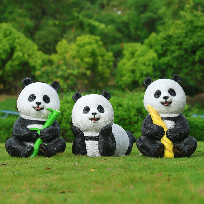 创意熊猫雕塑玻璃钢卡通动物户外摆件售楼处小区园林草坪装饰品