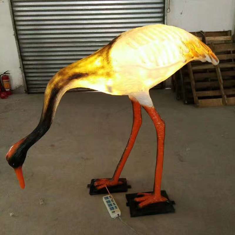 大型户外玻璃钢雕塑景观灯定 制发光仙鹤造型灯市政工程落地摆件