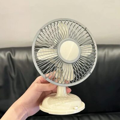小型家用迷你床头台式桌面静音超强学生宿舍散热摇头风扇办公室