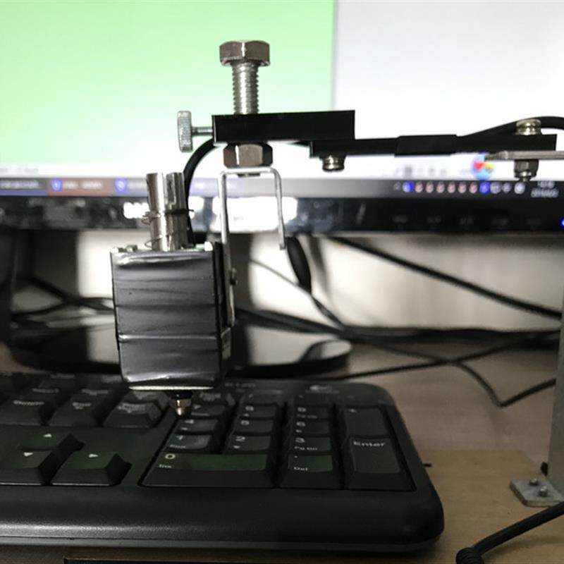 电脑键盘点击器按键鼠标连点器智能自动游戏打卡喊话物理挂机神器