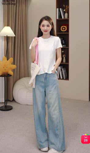 【小四私服系列】【今年小四最爱的】回归直接破价！上身有特色 A