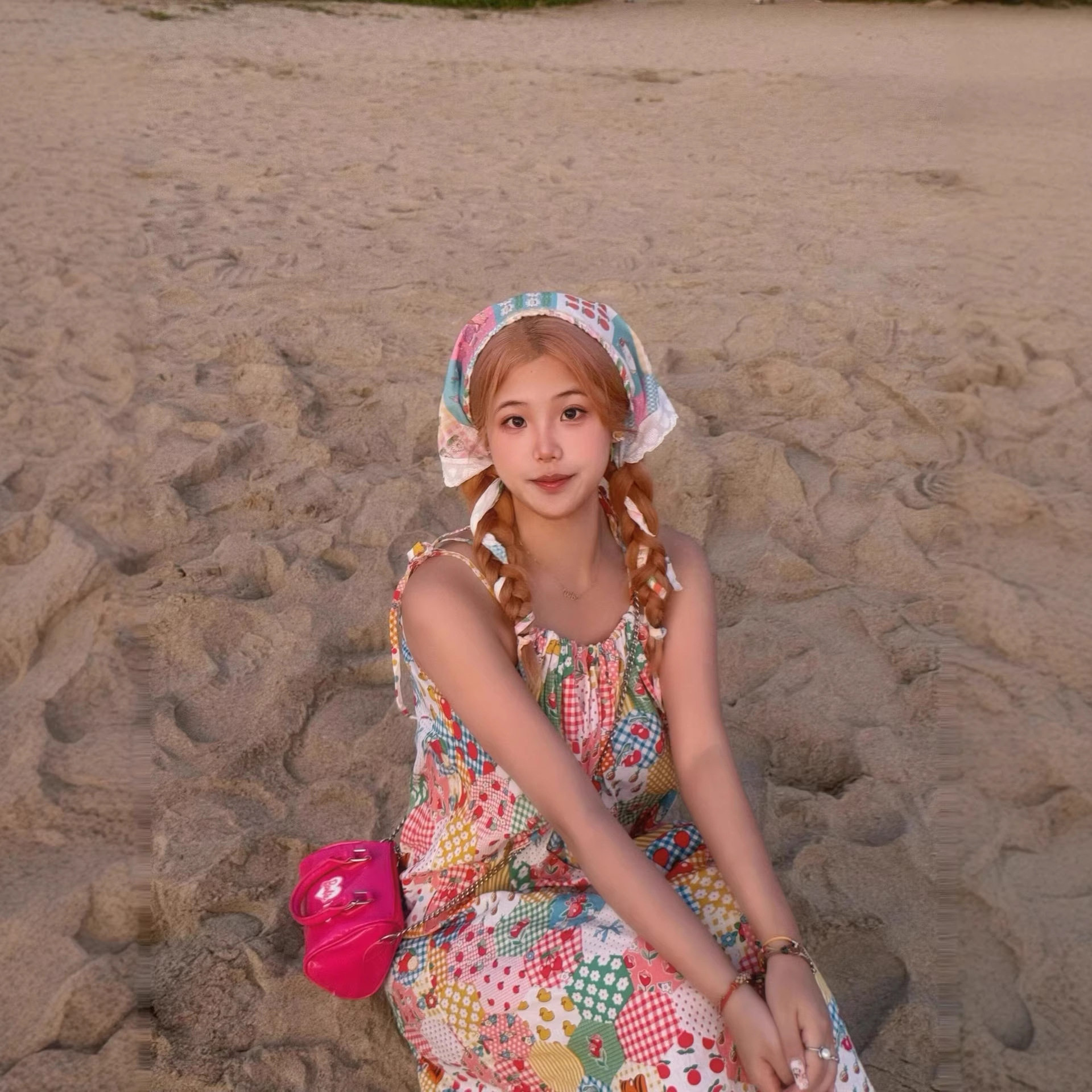 甜美减龄碎花吊带连衣裙女夏季2026新款超好看拼接花边气质长裙子