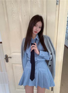 法式学院风长袖蓝色连衣裙2025款早秋季节小个子气质收腰显瘦短裙