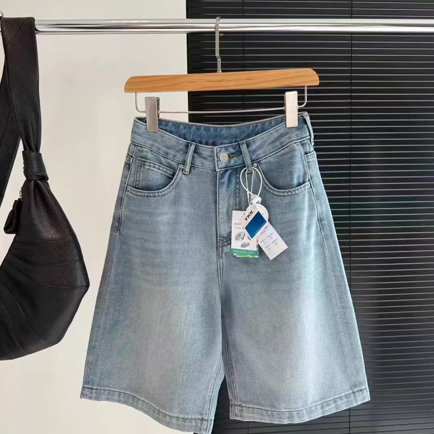 大码天丝牛仔短裤女2025夏季薄款梨形身材高腰显瘦遮胯直筒五分裤