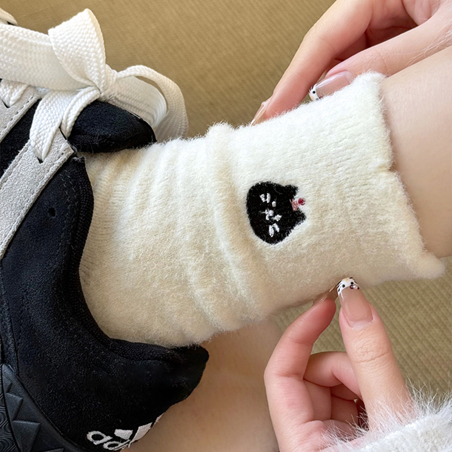厚袜子女款冬季中筒袜加绒加厚保暖防寒2025新款爆款冬天女士毛圈