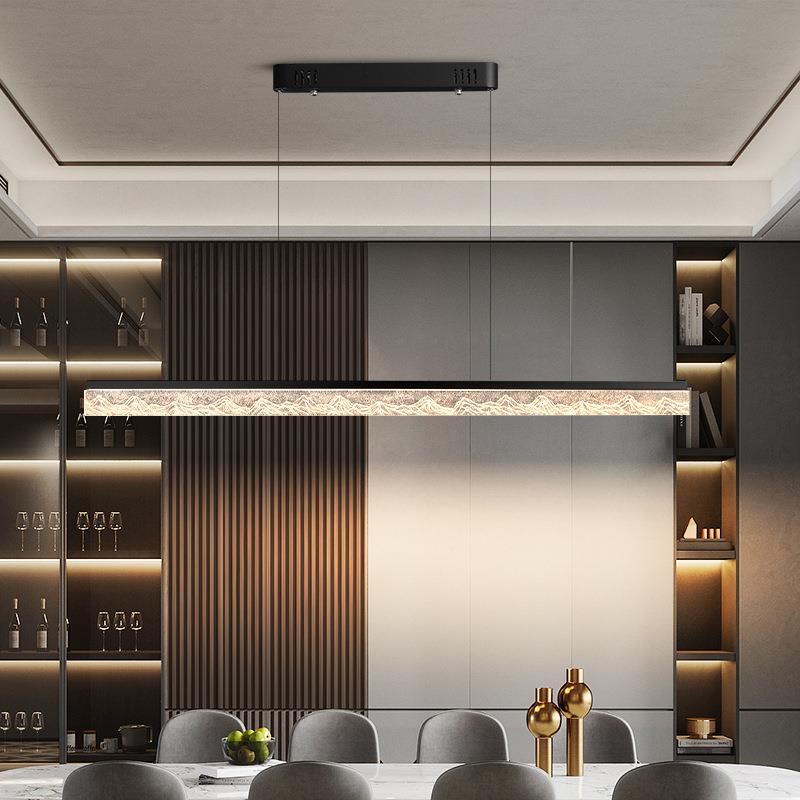 2025年新款高级感轻奢树脂餐厅灯设计师创意个性艺术一字长条吊灯