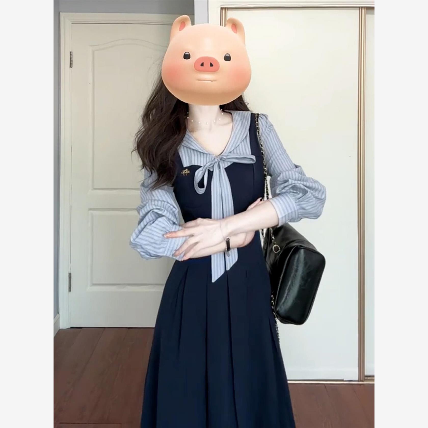 法式假女士两件套蓝色长袖连衣裙，2025初秋新款，学院风，惊艳优