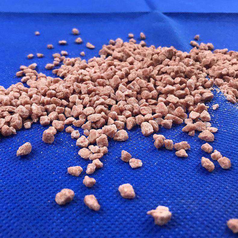 肥料添加剂不规则红色氯化钠颗粒掺混肥原料复合肥优惠销售