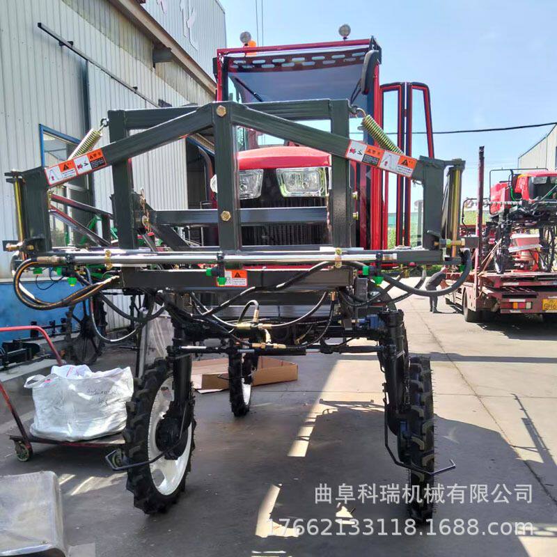 700升自走式喷杆喷雾机小麦玉米打农药机 农用高架施肥打药一体机