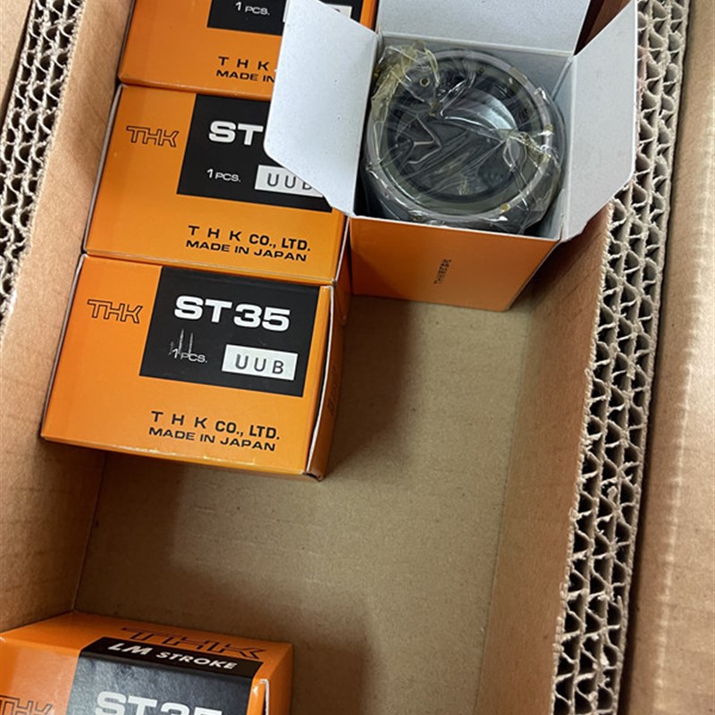 THK直线轴承ST12B ST14B ST16B ST20B ST25B ST30B ST35B ST40B