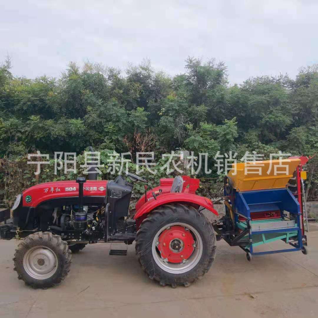拖拉机传动轴带动花生摘果机可加牵引架可以移动作业花生打果机