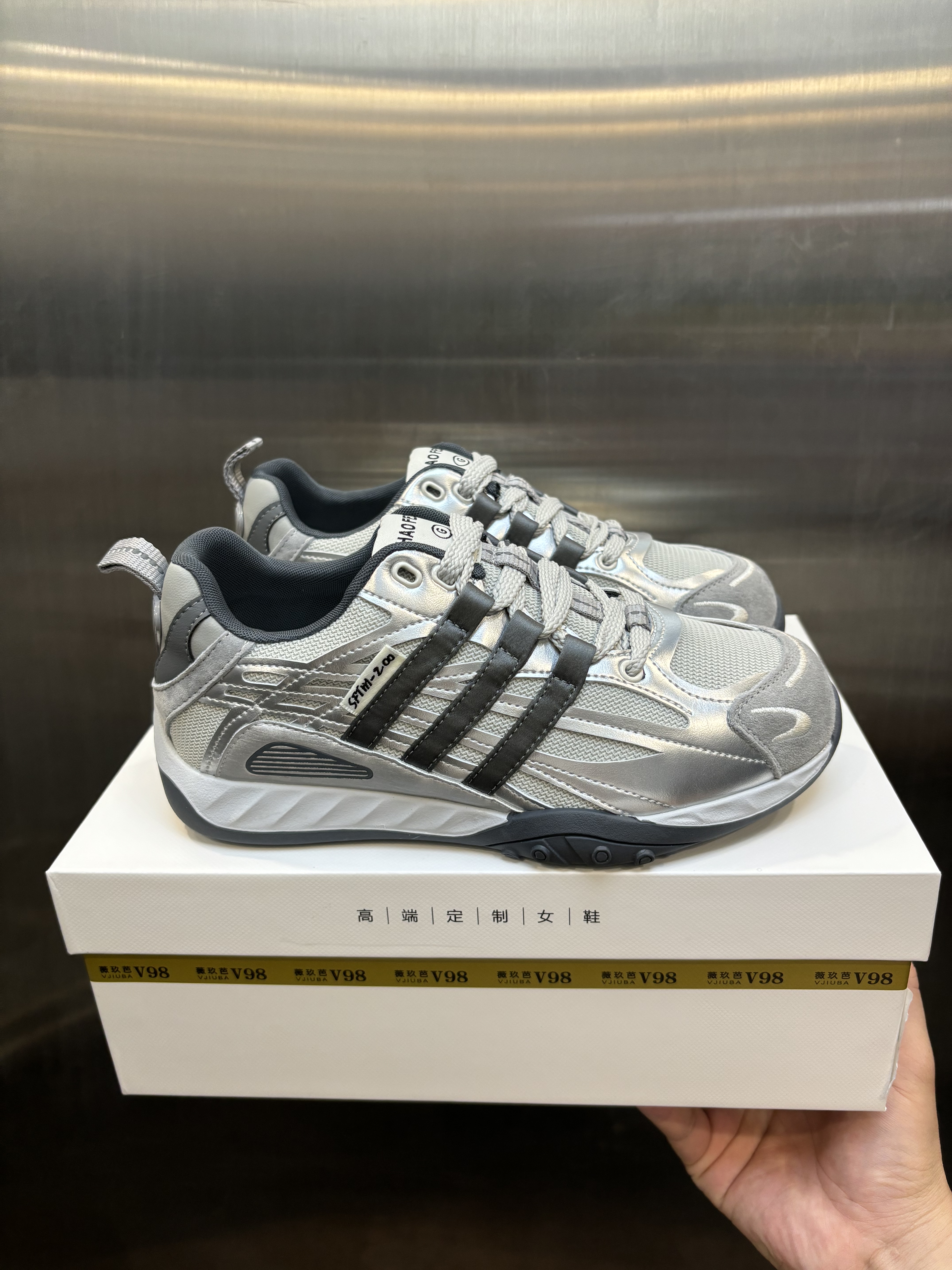真皮厚底老爹鞋女2026新款四季百搭增高德训休闲运动板鞋轻便软底