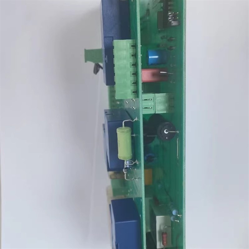 4-8475-143146  4-w8475-143147 SAACKE控制器电路板