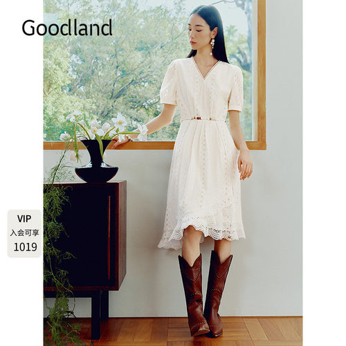 Goodland美地米白色v领法式蕾丝刺绣连衣裙2026夏新款LC36205310