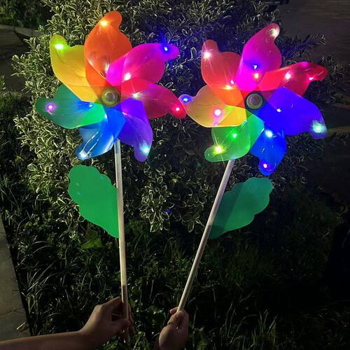 发光镭射炫彩木杆风车七彩闪光儿童手持玩具景区公园装饰礼品