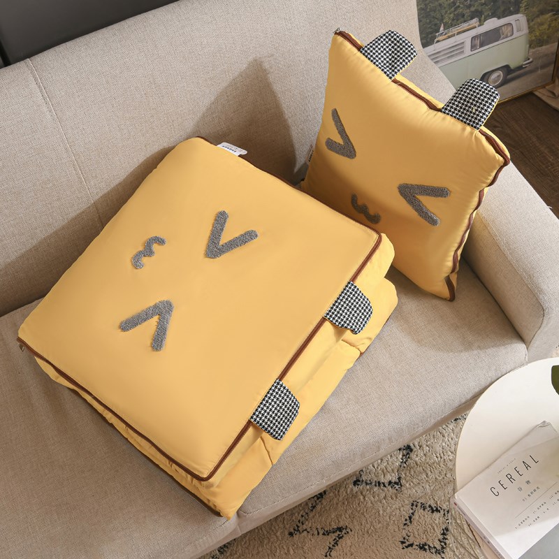 2025新款床上用品抱枕t被子两用办公室车载家用多功能午睡抱枕被