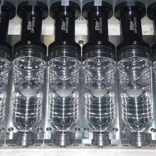 定制黄岩PET注塑瓶胚瓶盖模具全自动一出多吹瓶高速吹瓶机多型腔
