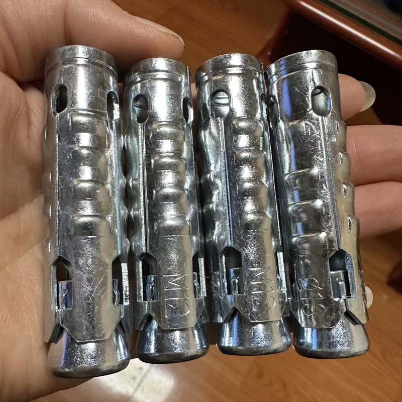 鱼鳞拉爆连体内膨胀套一体式拉爆头吊顶膨胀螺丝三件套M6M8M10M12