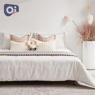 极简样板房家居软装 现代简约粉色儿童房床品 床上用品多件套含芯