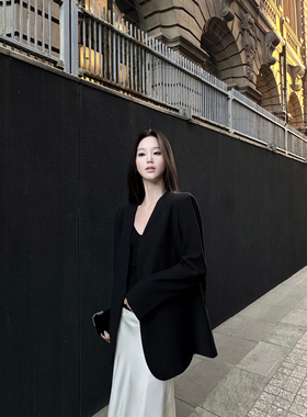 5werkwen 黑色西装外套女秋冬高级感休闲西服设计感宽松V领上衣潮