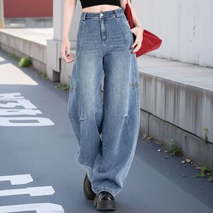 今年流行的弯刀牛仔裤女2025新款秋冬复古镰刀裤显瘦设计感阔腿裤