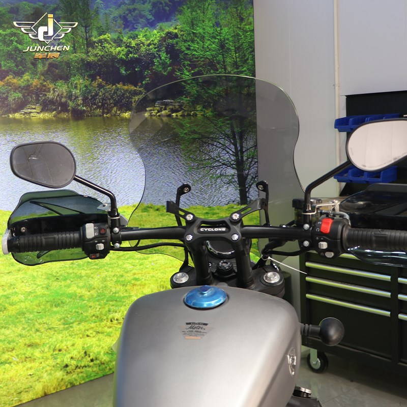 适用宗申赛科龙RA250q前挡风玻璃RA250S风挡手把挡风导流罩改装件