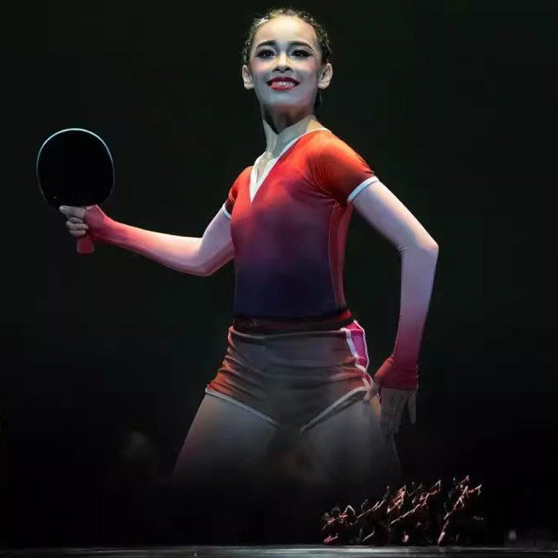 第十二届小荷风采最后一球演出服儿童舞蹈服装运动会乒乓球拍道具