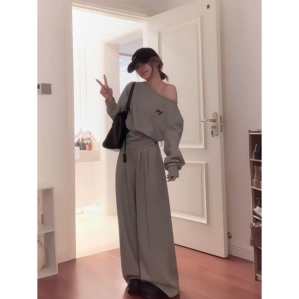 灰色休闲运动套装女装2025春季新款一字斜肩长袖上衣阔腿裤两件套