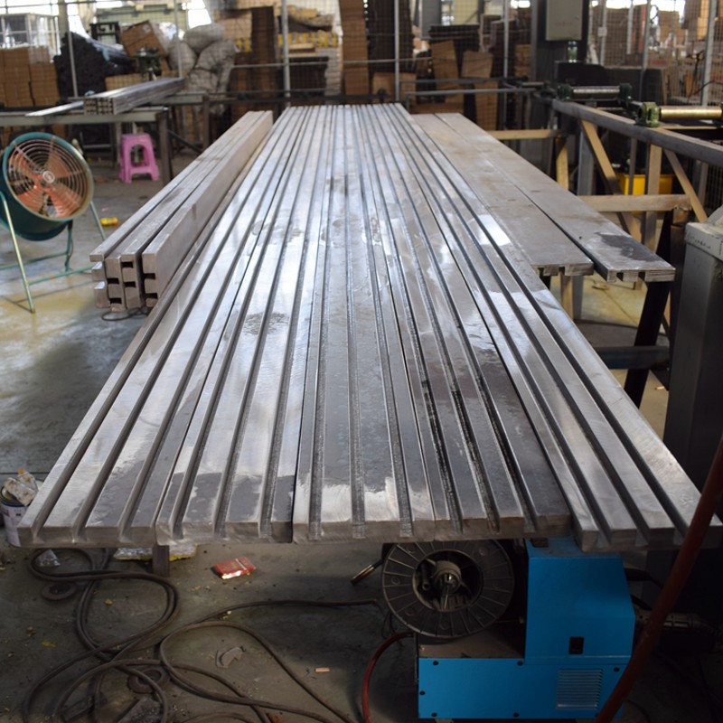 电梯铸铁地坎 货梯钢刨地坎 钢板熟铁实心地坎 厅门轿厢 生铁地坎