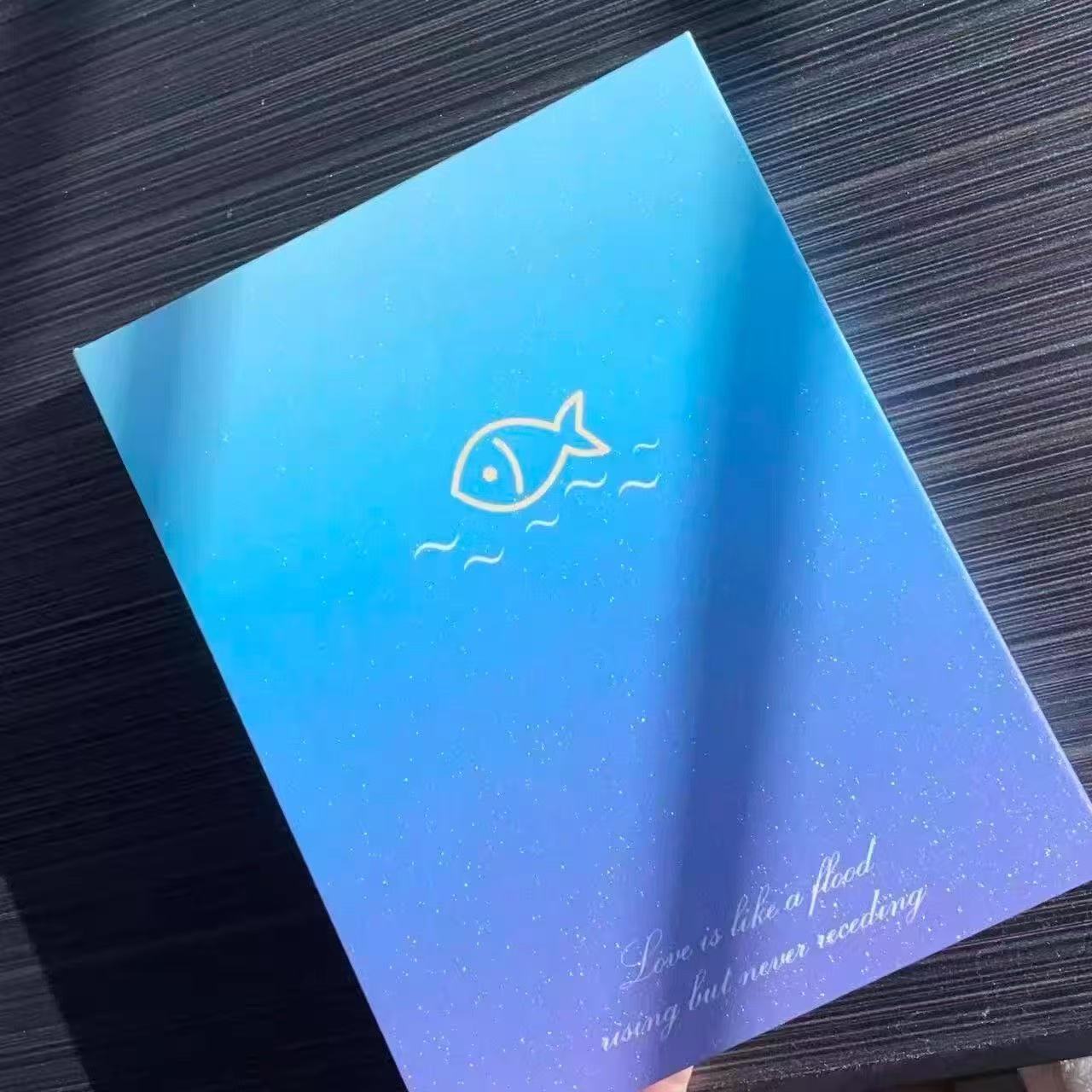 星渝色小鱼星闪四宫格卡册