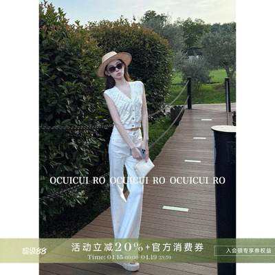 白色V领针织马甲背心阔腿套装