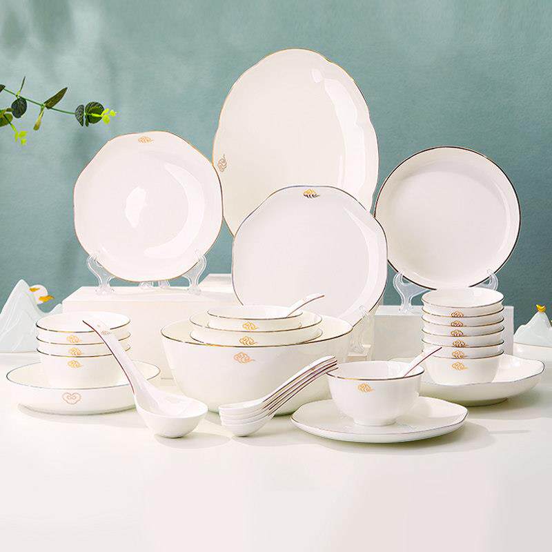 吉祥如意碗碟套装家用轻奢金边碗筷盘子组合骨瓷餐具套装乔迁送礼