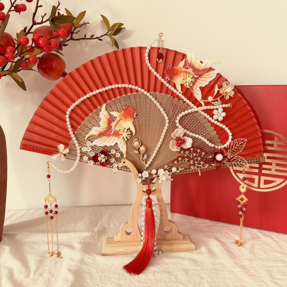 团婚扇新娘结婚礼折扇扇子婚扇中新式秀禾HCR喜扇级晨袍成品高婚