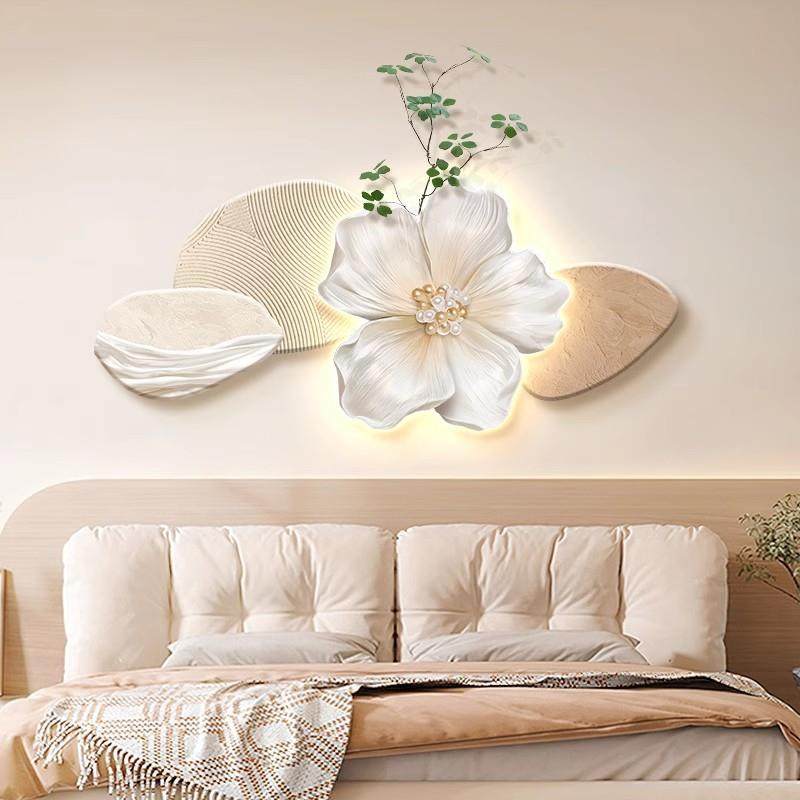 奶油风卧室床头装饰画高级感蝴蝶客厅女孩房壁画主卧房间挂画带灯