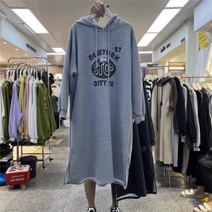 卫衣裙女春秋装大码2023年新款开叉连帽长裙胖mm休闲打底连衣裙冬