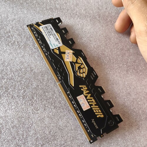 议价宇瞻Apacer黑豹DDR4 8GB 2400MHz内存条