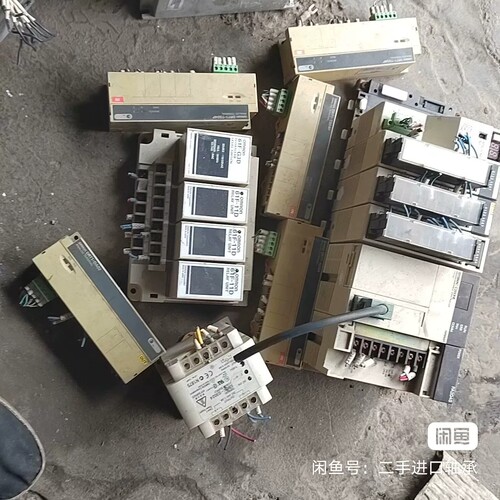 议价欧姆龙plc拆机一套，pa204s，cpu42！350！欧姆