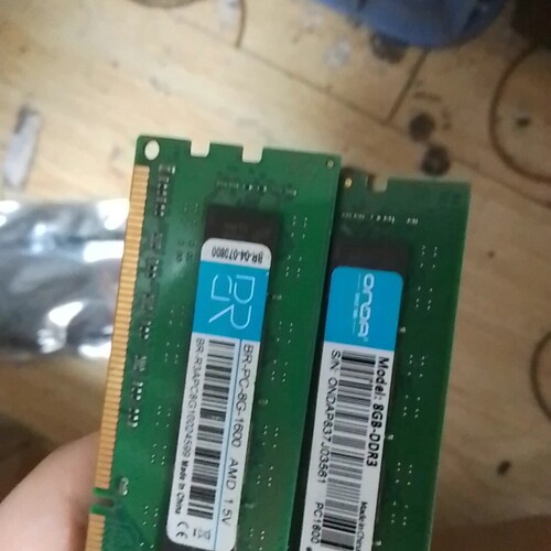议价8G 1600 DDR3 AMD专用条随机发货