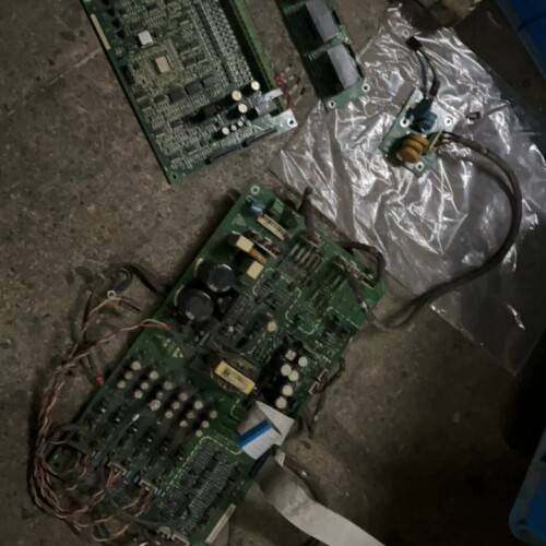 议价爱默生大功率变频器拆机板子一套。功能包好。