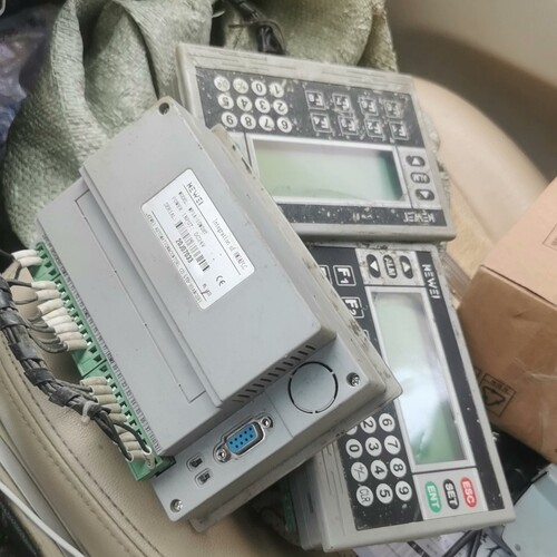 议价KEWEI科维MP1A-10M08T文本控制器三个，成色如图